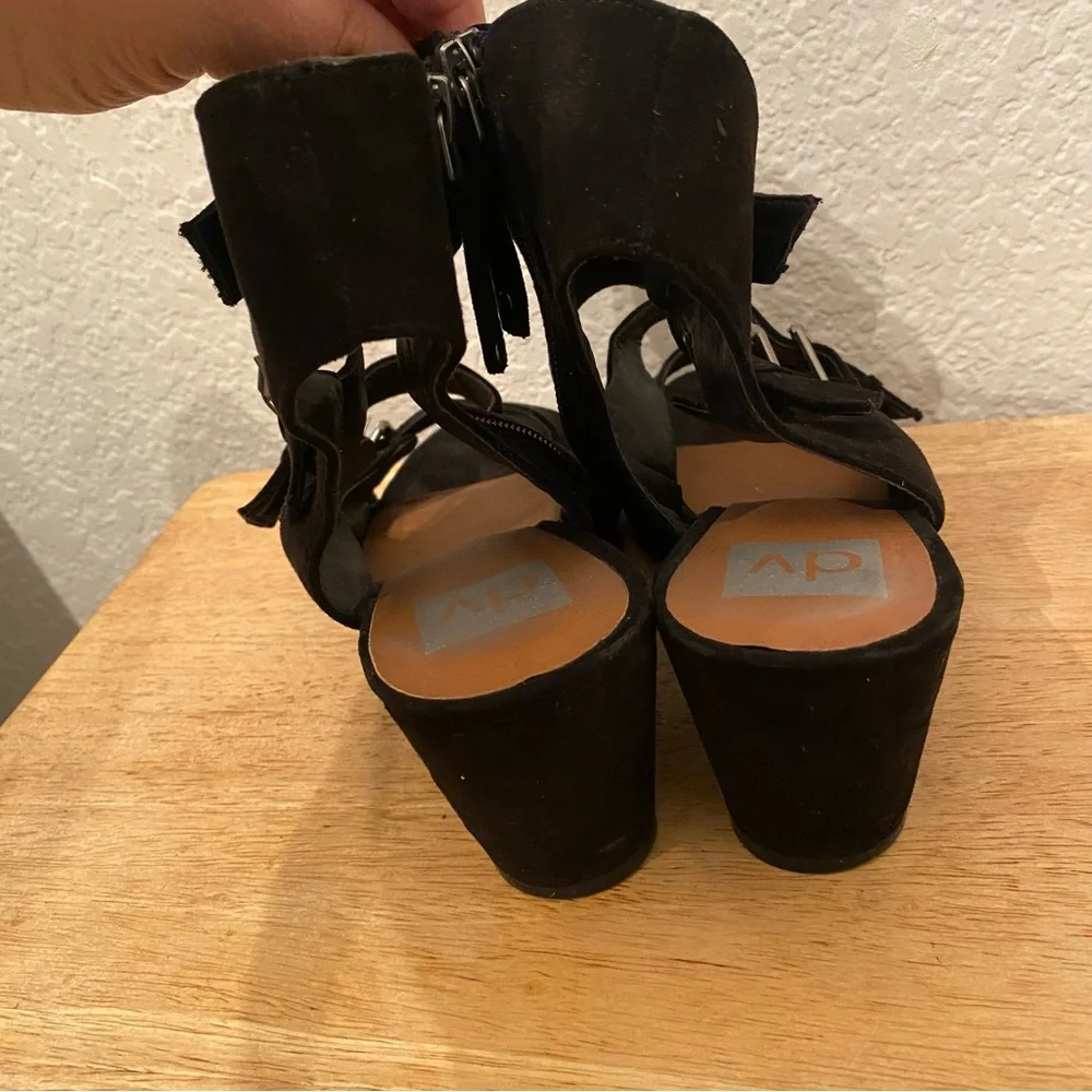 DV Vita Black Wedge Sandals with Buckles
